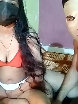 Snapshot of Coupleshow47 chatting on 02.07.25 Coupleshow47 online show from 02.07.25