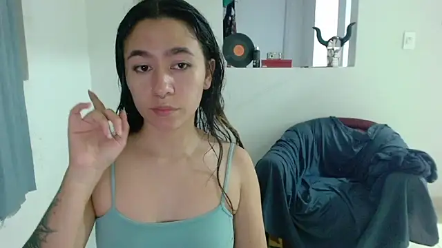 Snapshot of Maam_Ine chatting on 01.06.26 Maam Ine online show from 01.06.26