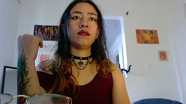 Maam Ine online show from 04.14.26