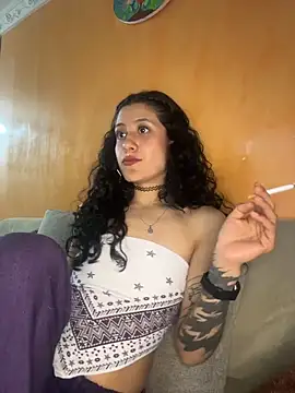 Snapshot of indira_k chatting on 06.16.26 indira k online show from 06.16.26