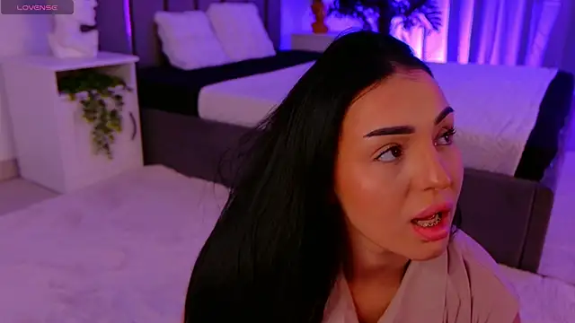 evanew  online show from 04.15.26