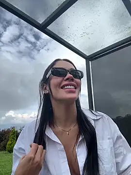 Snapshot of Karol_Towers chatting on 03.18.25 Karol Towers online show from 03.18.25