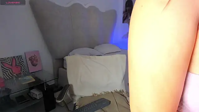 rachaeldeckard   online show from 04.09.26