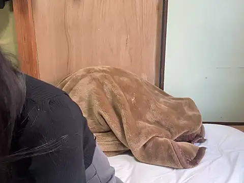 Snapshot of TAISHI_chan chatting on 01.08.25 TAISHI chan online show from 01.08.25