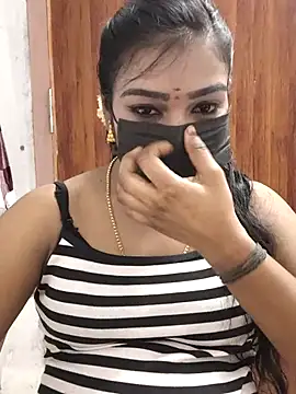 meena 27 online show from 03.17.25