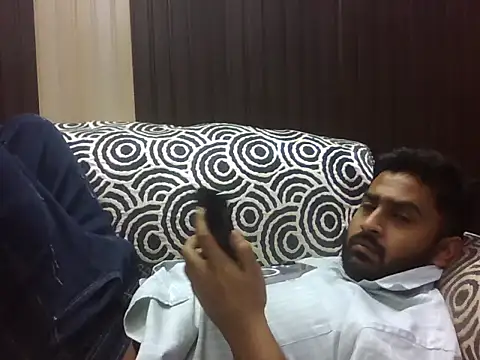 indihotguy online show from 02.18.26