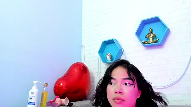 Snapshot of CATTLEYA_BIANCHI145 chatting on 02.08.25 CATTLEYA BIANCHI145 online show from 02.08.25