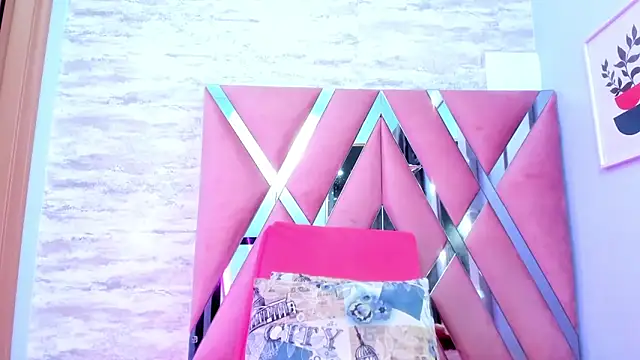 Snapshot of CATTLEYA_BIANCHI145 chatting on 02.22.25 CATTLEYA BIANCHI145 online show from 02.22.25