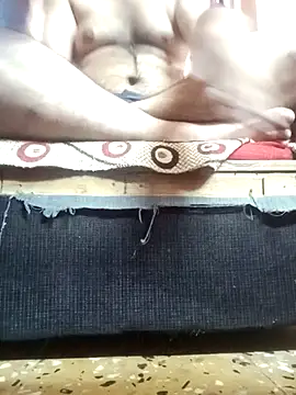 Snapshot of r379 chatting on 11.05.25 r379 online show from 11.05.25