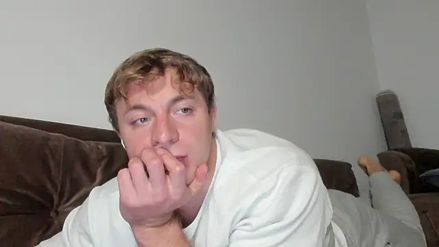 Snapshot of o_r_b_i_t chatting on 03.13.25 o r b i t online show from 03.13.25