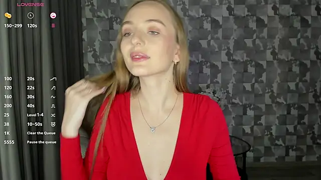 Snapshot of A_delina chatting on 02.14.25 A delina online show from 02.14.25