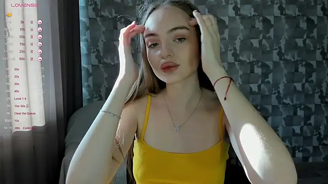 Snapshot of A_delina chatting on 03.23.25 A delina online show from 03.23.25