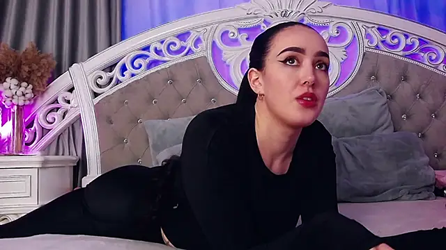 KimKhallifa online show from 01.19.26