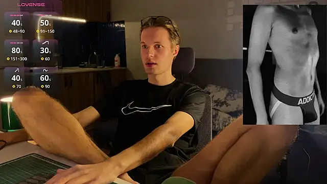 Leonnextdoor online show from 02.12.26