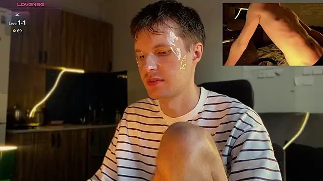 Leonnextdoor online show from 04.10.26