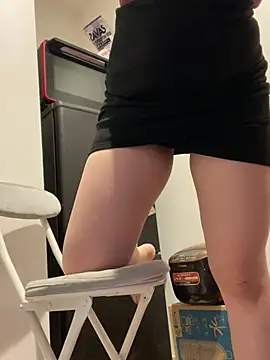 mina 0207 online show from 04.03.26