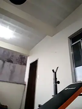 Snapshot of M1chup chatting on 09.18.25 M1chup online show from 09.18.25