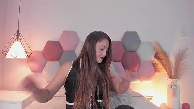 EloiseQuinn online show from 11.04.25