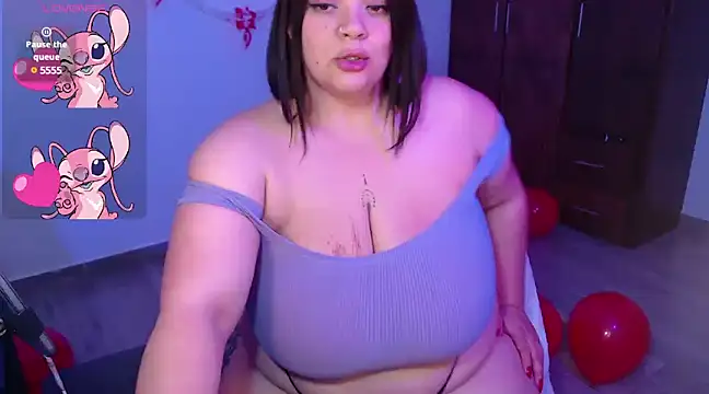Snapshot of violeta_candyy_ chatting on 02.11.25 violeta candyy  online show from 02.11.25
