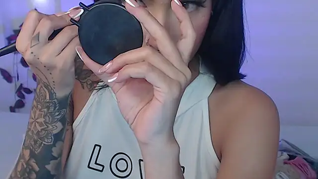 VenusEvans1 online show from 02.17.25