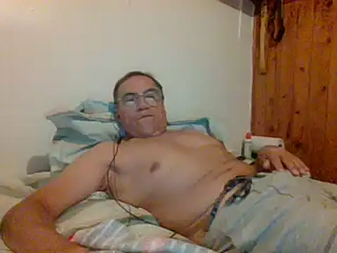 Snapshot of santiagon2015 chatting on 02.05.25 santiagon2015 online show from 02.05.25