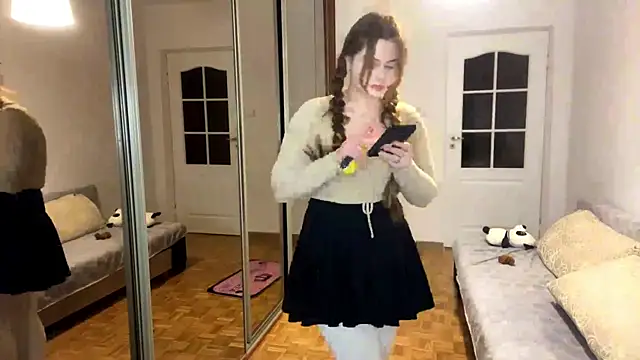 SelinaHope18 online show from 01.04.25