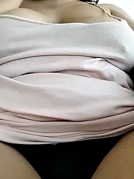 Betty2u online show from 03.23.25