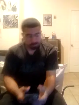 Snapshot of k1oudE chatting on 01.13.26 k1oudE online show from 01.13.26