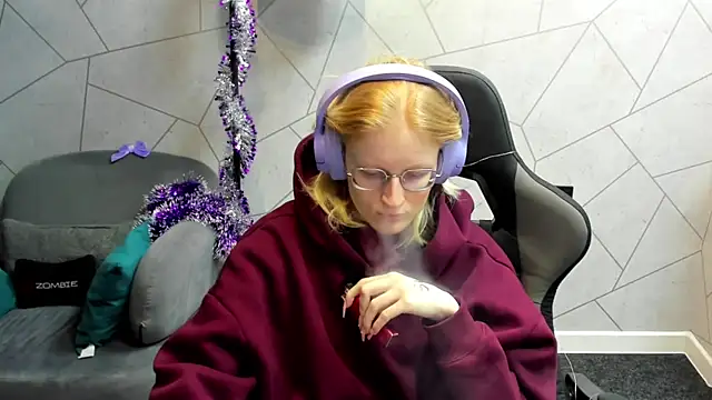 ElizabethHarpper online show from 12.23.25