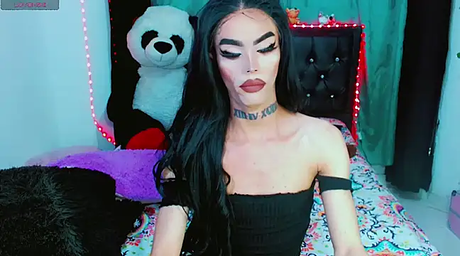 Snapshot of Alextwink chatting on 02.19.25 Alextwink online show from 02.19.25