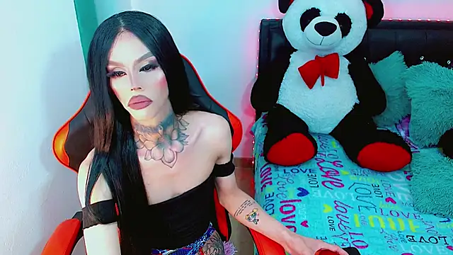 Snapshot of Alextwink chatting on 10.03.25 Alextwink online show from 10.03.25