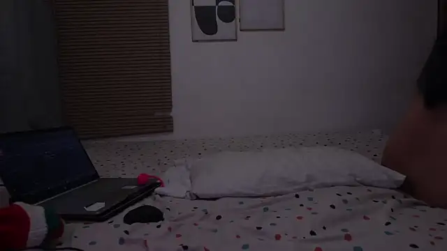 womantall99 online show from 03.24.26