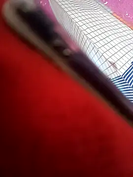 Snapshot of cusicat chatting on 02.11.25 cusicat online show from 02.11.25