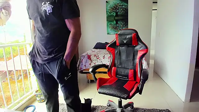 Adam Valenciia online show from 10.10.25