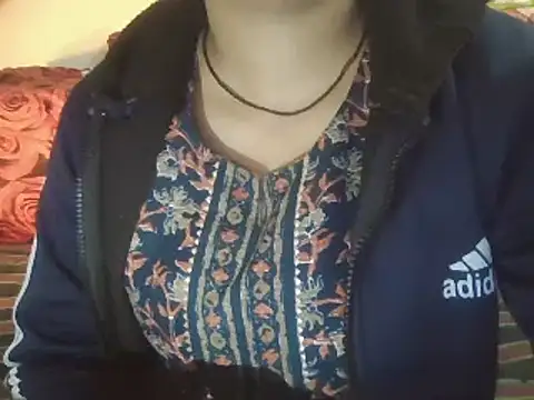Snapshot of Hot-shanvi chatting on 01.18.25 Hot-shanvi online show from 01.18.25