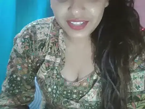 Snapshot of Hot-shanvi chatting on 03.09.25 Hot-shanvi online show from 03.09.25