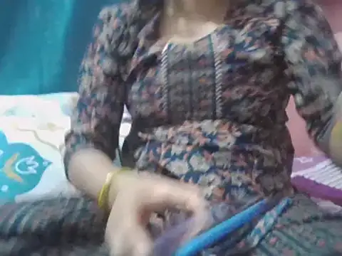 Snapshot of Hot-shanvi chatting on 03.22.25 Hot-shanvi online show from 03.22.25