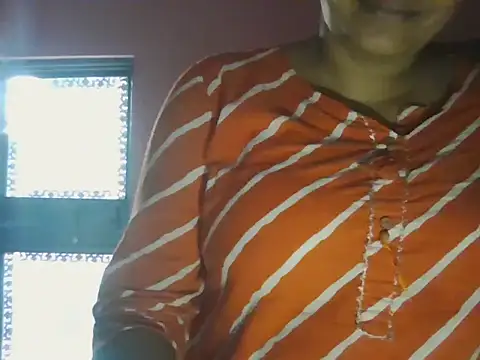 Snapshot of Hot-shanvi chatting on 09.18.25 Hot-shanvi online show from 09.18.25