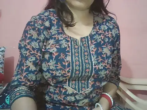 Snapshot of Hot-shanvi chatting on 10.13.25 Hot-shanvi online show from 10.13.25
