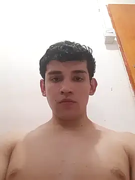 Snapshot of xanaxlil68 chatting on 10.02.25 xanaxlil68 online show from 10.02.25