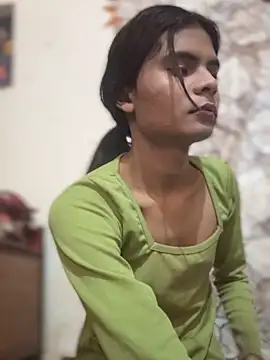 Enna Zarza  online show from 06.19.26