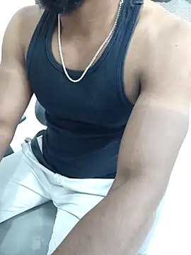 Snapshot of hot_boy_dic chatting on 11.21.25 hot boy dic online show from 11.21.25