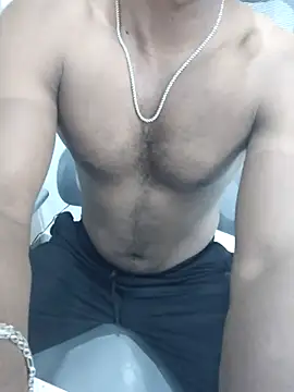 Snapshot of hot_boy_dic chatting on 12.04.25 hot boy dic online show from 12.04.25