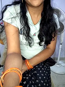 lovelygirl4567 online show from 11.10.25