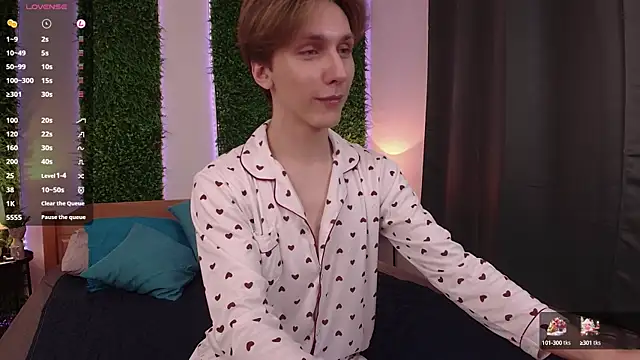 Adrian Di online show from 03.08.25