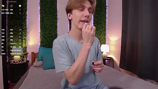 Adrian Di online show from 03.11.25