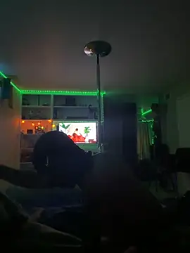 Snapshot of Benjiboyce chatting on 11.01.25 Benjiboyce online show from 11.01.25