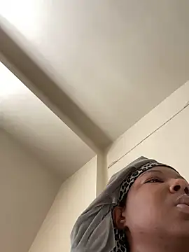 DamnBubbles online show from 01.17.25