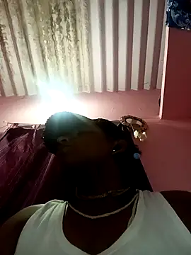 Snapshot of Remo0 chatting on 09.10.25 Remo0 online show from 09.10.25