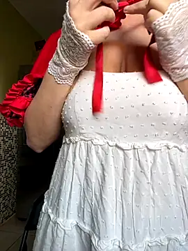 thigh hi online show from 10.31.25